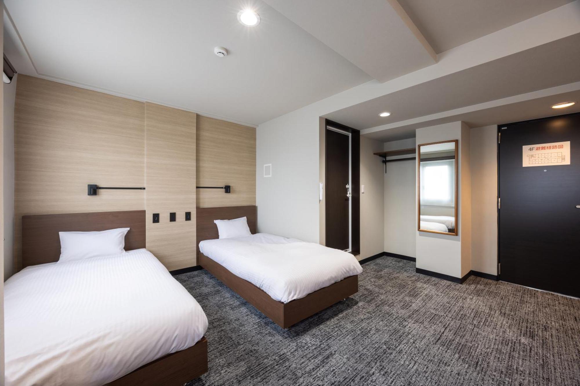 Fukuyama Royal Hotel ภายนอก รูปภาพ